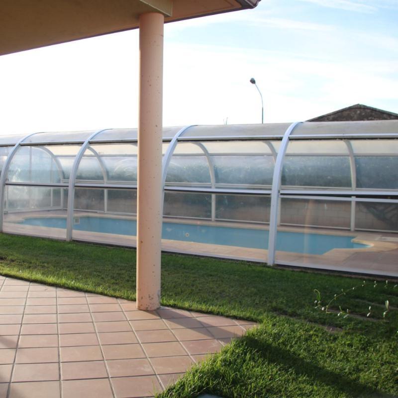 Hostal Burgales Milagro Exterior photo