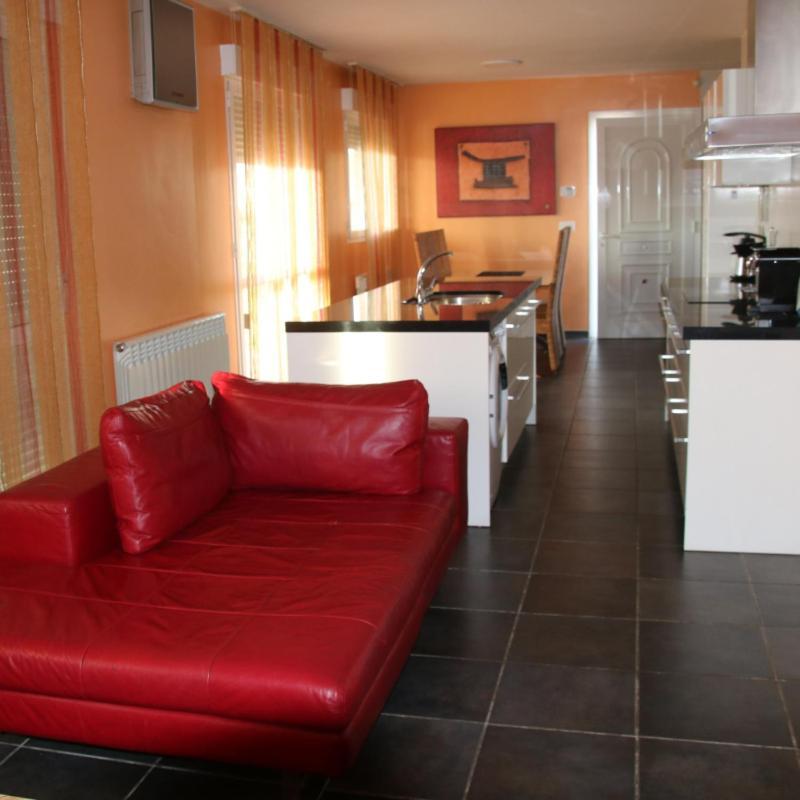 Hostal Burgales Milagro Exterior photo